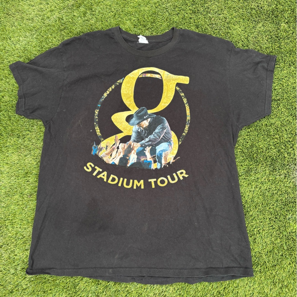 Garth Brooks Stadium Tour tee